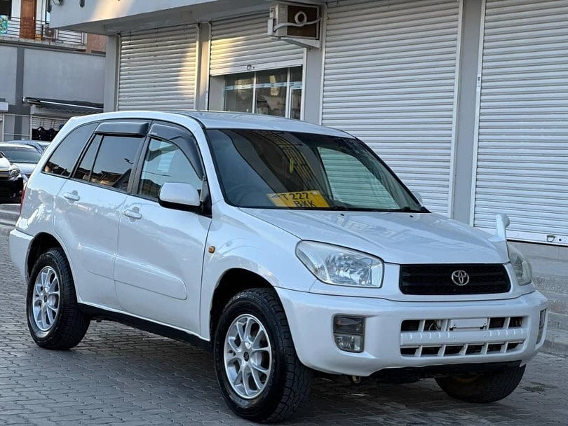 Toyota-Rav-Car-hire-in-Zanzibar